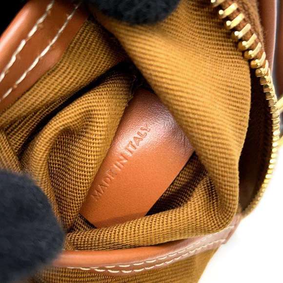 Celine Triomphe 2way Boston Shoulder Bag Tan - Picture 14 of 15